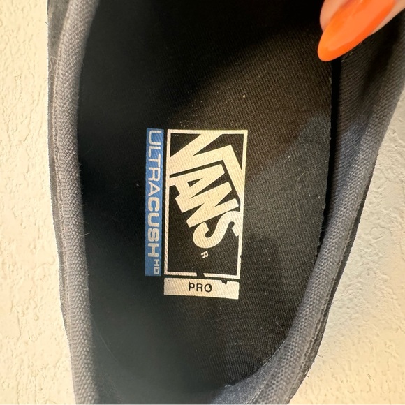 Vans Black Gray Checkered Classic Low Ultracush Mens 8 - Picture 8 of 12